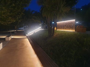 Alumbrado Led en Plaza de Maceira, Covelo