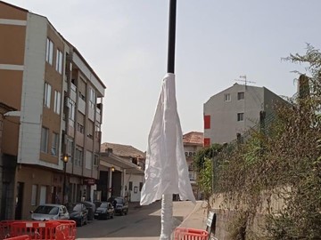 Iluminación rotonda rúa san bieito y carretera chaín en Gondomar