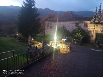 Nueva iluminación iglesia Barciademera, Covelo