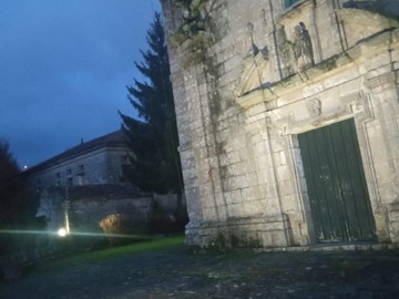 Nueva iluminación iglesia Barciademera, Covelo