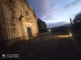 Nueva iluminación iglesia Barciademera, Covelo